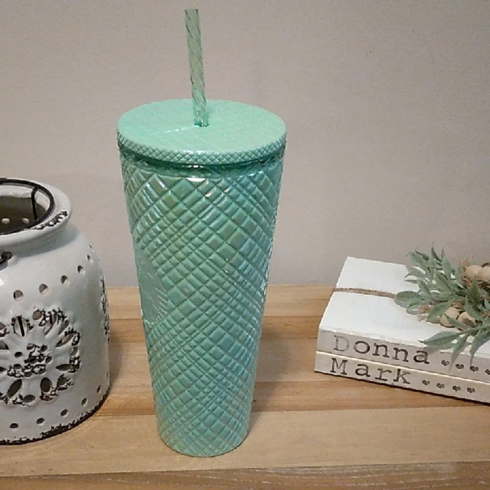 2024 Starbucks 24 oz. Venti Cold Cup Tumbler